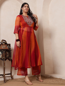 ชุดเดรส Anarkali ผ้าจอร์เจตต์ลายไล่สีสำหรับผู้หญิงจาก DEEBACO ความยาวระดับข้อเท้า พร้อมกางเกง Palazzo สไตล์ลำลอง ระบายอากาศได้ดี ชุดเซ็ตแฟชั่นทันสมัย - Product Image 5