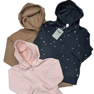 Sweat-shirt à capuche 100% coton personnalisé pour femmes avec technique de teinture unie pour l'hiver - Product Image 4