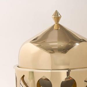Calentador de Buffet Redondo de Acero Inoxidable al por Mayor, de Lujo, Chapado en Oro, con Base Cilíndrica de Pilar Islámico Cortado con Láser, Diseño de Cebolla - Product Image 4