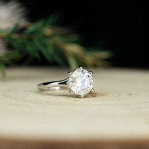 Lady's Fashion 925 Sterling Silver Gold Plated Prong Setting Moissanite 1ct 2ct Engagement Ring - Product Image 1