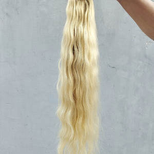 100% naturel meilleur donneur unique haute qualité Remy Extensions de cheveux cheveux blonds alignés sur les cuticules brutes avec des vagues naturelles de l'Inde - Product Image 4