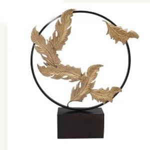 Nouvelles sculptures métalliques décoratives de design célèbre, feuilles dorées dans un anneau noir, accessoires de décoration intérieure - Product Image 1