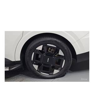 Kia Carnival 2024, Limusina de 7 Plazas, Techo Alto, Gasolina, Caja de Cambios Automática, 8,963 km, Volante a la Izquierda - Product Image 5