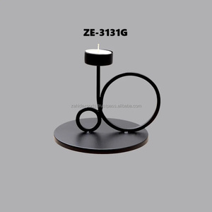 Candelabro de Hierro Hecho a Mano de Alta Calidad para Decoración del Hogar, Uso en Mesa Navideña, Zahid Exports - Product Image 3