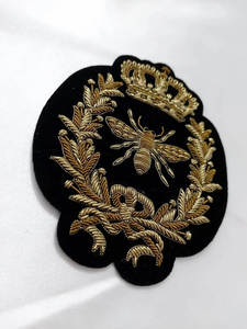 Mejores insignias bordadas a mano con hilo de alambre, diseño personalizado, parches bordados de alta calidad, nuevos, venta al por mayor de alta calidad - Product Image 3