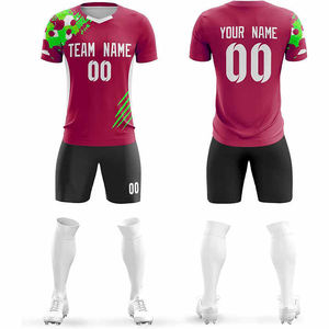 Nouvel ensemble maillot et short de football en tissu à séchage rapide, respirant, matière sportive performante, tenue d'équipe athlétique - Product Image 1