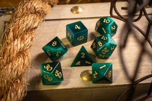 Jeu de dés en résine à bords vifs, dés polyédriques en résine de haute précision pour un jeu équitable, DND RPG, jeux de table, accessoire de jeu en gros - Product Image 5