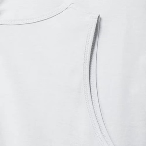 Camiseta sin mangas de algodón orgánico 100% acanalado, de alta calidad, sostenible, con cuello redondo y corte muscular, personalizada con estampado OEM para hombre, estilo streetwear de verano. - Product Image 6