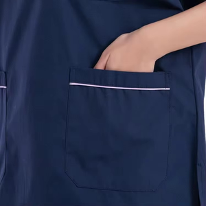 Uniformes de Alta Calidad, Conjunto de Uniforme Médico Azul Marino, Tela de Algodón y Poliéster, Uniformes de Hospital con Bolsillos, Top con Cuello en V y Pantalones - Product Image 3