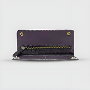 Portefeuille long homme en cuir véritable marron clair de luxe, fin et élégant, avec poche zippée, porte-cartes et fermoirs à pression raffinés - Product Image 6