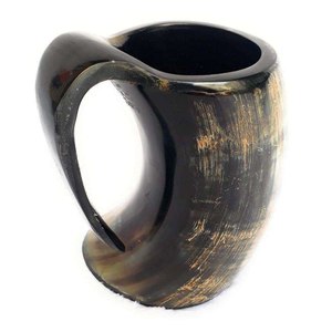Chope à bière artisanale en corne de buffle, tasse traditionnelle pour accessoires de cuisine rustiques et décoration de style viking - Product Image 1
