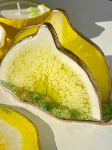 Resin <b>Tissue</b> & Napkin Holder for Restaurants Trendy Flower Design Eco-Friendly Multi-Purpose Handmade Organizer - Product Image 2