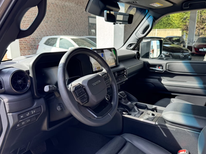 โตโยต้า แลนด์ ครุยเซอร์ 2.8 AWD 2024 – ไฟ LED, Apple CarPlay, ระบบนำทาง และเบาะอุ่น - Product Image 3
