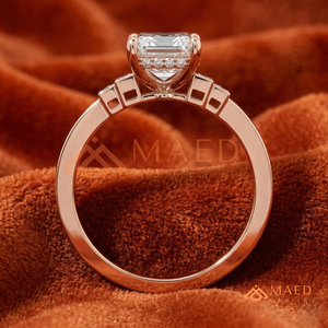 Élégante bague en diamant taille émeraude en or rose 14 carats, bague en or rose et diamant émeraude faite à la main pour femme - Product Image 3