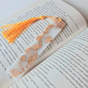 ที่คั่นหนังสือเรซิ่นทำมือพร้อมดีไซน์ตกแต่งที่เป็นเอกลักษณ์ ที่คั่นหน้าหนังสือแบบใช้ซ้ำได้ และอุปกรณ์เสริมสำหรับการอ่านสำหรับบ้านและโรงเรียน - Product Image 5