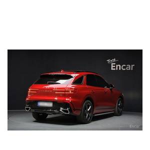 Genesis GV70 2.5T Gasolina AWD con Caja de Cambios Automática, Asientos de Cuero, Cámara Trasera - Junio 2024, 10,593 km, Volante a la Izquierda - Product Image 2