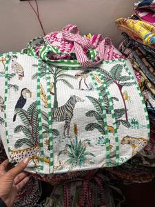 Sac à bandoulière matelassé en coton tendance pour femme, élégant et léger, idéal pour le shopping, les voyages et l'usage quotidien - Lot de 5 - Product Image 5