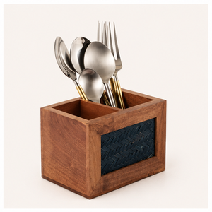 Porte-couverts en bois artisanal avec design tressé Chatai, 2 compartiments, support pour cuillères et fourchettes pour restaurant et table à manger. - Product Image 5