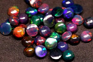 Opale noire éthiopienne naturelle, cabochon rond, 3-10 mm, opale de feu Welo, pierre précieuse en vrac, vente en gros - Product Image 4