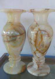 Pots et vases traditionnels en marbre onyx de luxe, sculptés à la main, écologiques, durables, pour une utilisation intérieure/extérieure à la maison et au jardin - Product Image 3