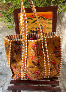 Bolso de hombro clásico de terciopelo estampado con acabado elegante y amplio espacio - Product Image 4