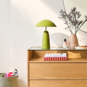 Lámpara de Mesa Metálica Olive Dome con Acabado Brillante, Diseño de Hongo, Construcción de Hierro Resistente, Iluminación Ambiental Suave para una Decoración Elegante - Product Image 4