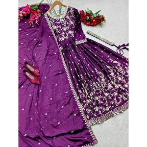Hermoso Vestido de Fiesta de Diseñador, Salwar Kameez de Seda con Dupatta - Product Image 1