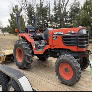 Tracteur compact Kubota diesel 4x4 puissant d'occasion avec chargeur et pelle rétrocaveuse, machine utilitaire compacte pour l'agriculture - Product Image 5