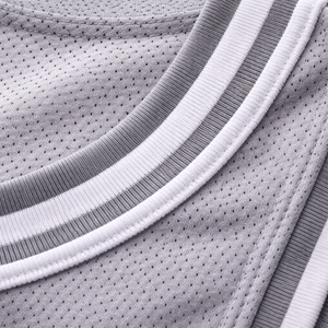 เสื้อบาสเก็ตบอล OEM แบบกำหนดเอง ไซส์พลัส ระบายอากาศได้ดี แห้งเร็ว ซับเหงื่อ สำหรับสโมสร ทีม ลีก โรงเรียน แบรนด์ส่วนตัว ด้านหน้า - Product Image 3