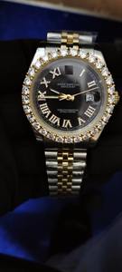 Montre de luxe pour homme, sertie de diamants, au design audacieux, idéale pour les soirées. Disponible au meilleur prix. - Product Image 2