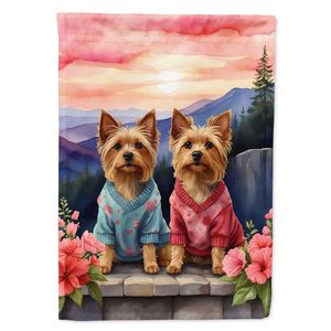 ธงประดับสวนแบบสองหัวใจรูปเทอร์เรียไหมธงประดับสวนหลากสีสำหรับชานบ้านและกล่องจดหมายรูปดอกไม้ & ขนาดป้ายสนามหญ้า - Product Image 1