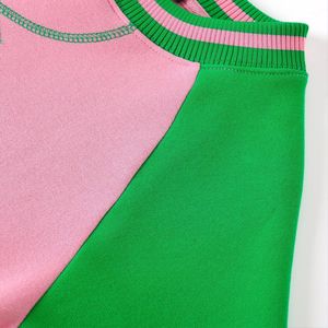 เสื้อสเวตเชิ้ตแขนยาวทรงแร็กแลน คอกลม ปักลายตัวอักษรกรีก สีชมพู ยี่ห้อ AKA Pink Chenille ผ้าพรีเมียม สวมใส่สบาย ทรงลำลอง - Product Image 5