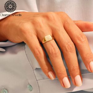 Bague de Fiançailles et d'Éternité Classique pour Femme Charm_Jewells en Argent Plaqué Or Rose 18K avec Moissanite Taille Coussin et Sertissage à Griffes IGI - Product Image 4