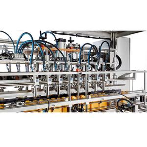 Machine de remplissage d'huile lubrifiante entièrement automatique très demandée avec contrôle PLC pour huile moteur, disponible au meilleur prix - Product Image 2