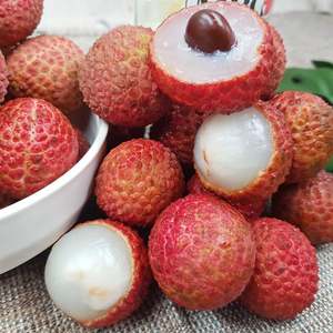TROPICAL FRUIT CANNED LYCHEE BEST PRICE FOR <b>BAKERY</b> AND BUBBLE TEA TOPPING - Product Image 1