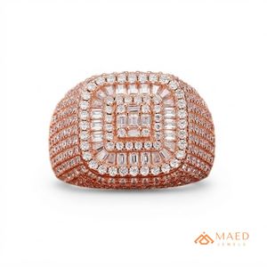 Anillo de Boda para Hombre Chapado en Oro Rosa con Moissanita de Corte Baguette y Engaste de Garras, Estilo Iced Hip Hop, Joyería de Lujo y Moda, Regalo - Product Image 1