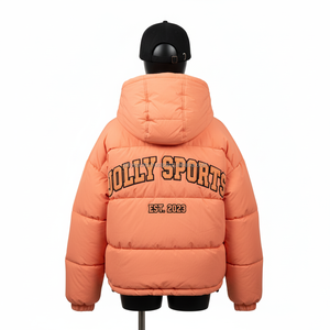 Chaqueta acolchada de melocotón para mujer, GSM abrigo de invierno de poliéster, parche de chenilla con logotipo bordado personalizado, chaqueta acolchada de estilo deportivo para mujer - Product Image 2