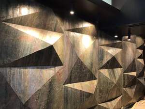 Fabricante de revestimientos de piedra natural delgada en India. Revestimiento de piedra natural flexible para puertas interiores con diferentes formas. - Product Image 4