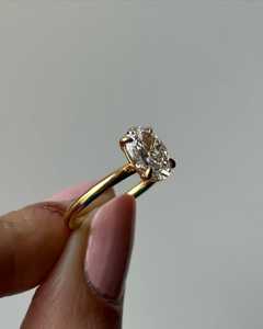 Bague de fiançailles en diamant de laboratoire ovale de 2 carats, or massif 14K 18K, bande solitaire, prix d'usine en gros B2B, certifiée IGI - Product Image 3