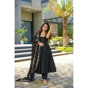 LIKSHA PREMIUM COULEUR NOIRE CHANDERI SET-TD 137 - Product Image 1