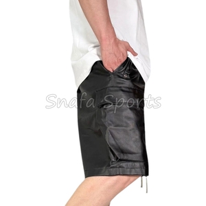 กางเกงขาสั้นคาร์โก้หนัง PU สไตล์สตรีทลำลองแบบมีเชือกผูกเอวและกระเป๋าเปิดโชว์ ผลิตตามสั่งสำหรับผู้ชาย - Product Image 3