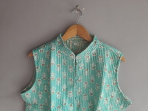 Chaleco bohemio de algodón con patchwork para mujer, cuello en V, sin mangas, acolchado, con bolsillos, ropa exterior ecológica, regalo para ella. - Product Image 4