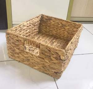 Panier en jacinthe d'eau naturelle du Vietnam, tissé à la main, pour le rangement du linge, des jouets, des magazines et la décoration intérieure - Product Image 2