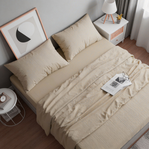Ensemble de draps en polyester 4 pièces, densité de tissu 130 GSM, adapté à toutes les saisons, pour les acheteurs en gros mondiaux, avec un engagement de qualité à 100 %. - Product Image 1