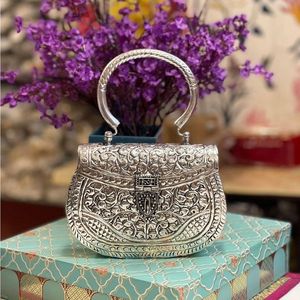 Bolso de Mano de Lujo en Metal Pulido con Cristales, Diseño Rectangular Hecho a Mano, Rani Industries RI706, Troquelado e Impresión, para Bodas y Fiestas - Product Image 1