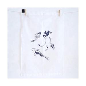 Serviettes de thé de golf en coton biologique 100% de qualité pure brodées à la main en blanc noir évacuation de l'humidité à séchage rapide pour un usage domestique - Product Image 2