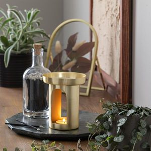 Nouveau brûleur à huile en acier inoxydable avec finition or mat, brûleur d'arômes avec découpe cintrée pour l'aromathérapie d'intérieur - Product Image 6