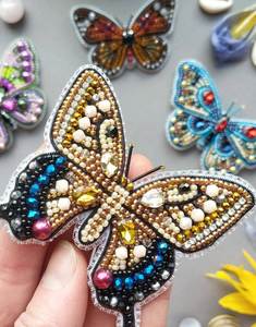 Broche de Moda Bordado con Cuentas, Accesorio Decorativo Hecho a Mano, Hermoso Broche Floral con Cuentas, Pin de Solapa de Lujo con Cuentas - Product Image 5