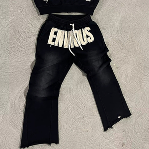 Pantalon de survêtement évasé noir pour homme, taille élastique avec cordon de serrage, imprimé lettres, style décontracté tricoté pour l'automne - Product Image 5