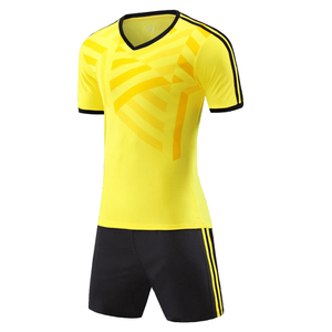 Wholesale Unisex Customizable 200Gsm plus size Soccer Jersey Set Shirt Shorts Breathable Quick Dry 100% Polyester Summer Premium - Product Image 4